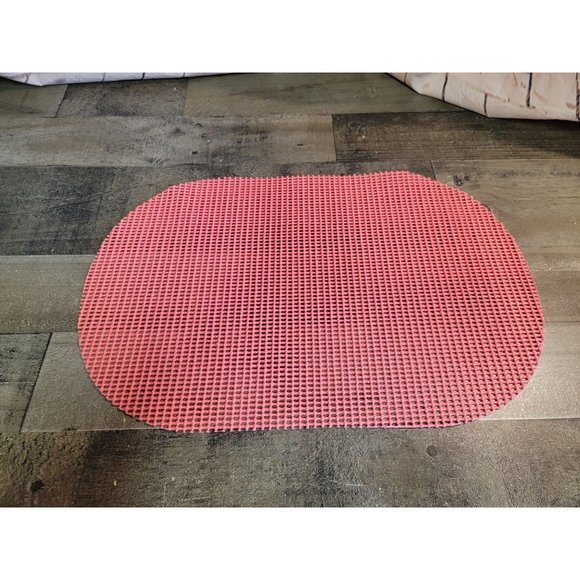 Red Non slip table shelf placemat decor - Picture 2 of 3
